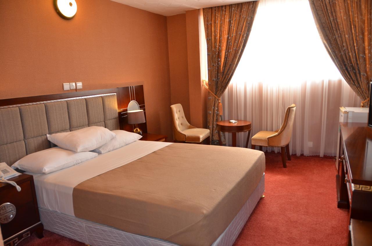 Hotel Palm Beach Ouagadougou Exteriér fotografie