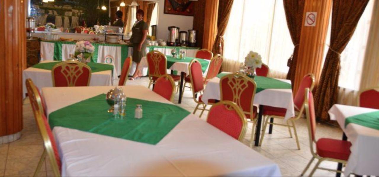 Hotel Palm Beach Ouagadougou Exteriér fotografie