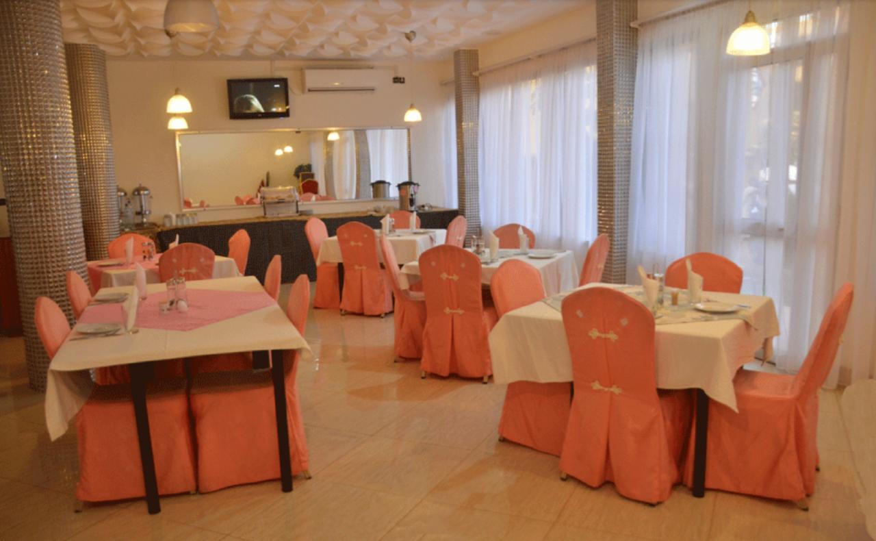 Hotel Palm Beach Ouagadougou Exteriér fotografie